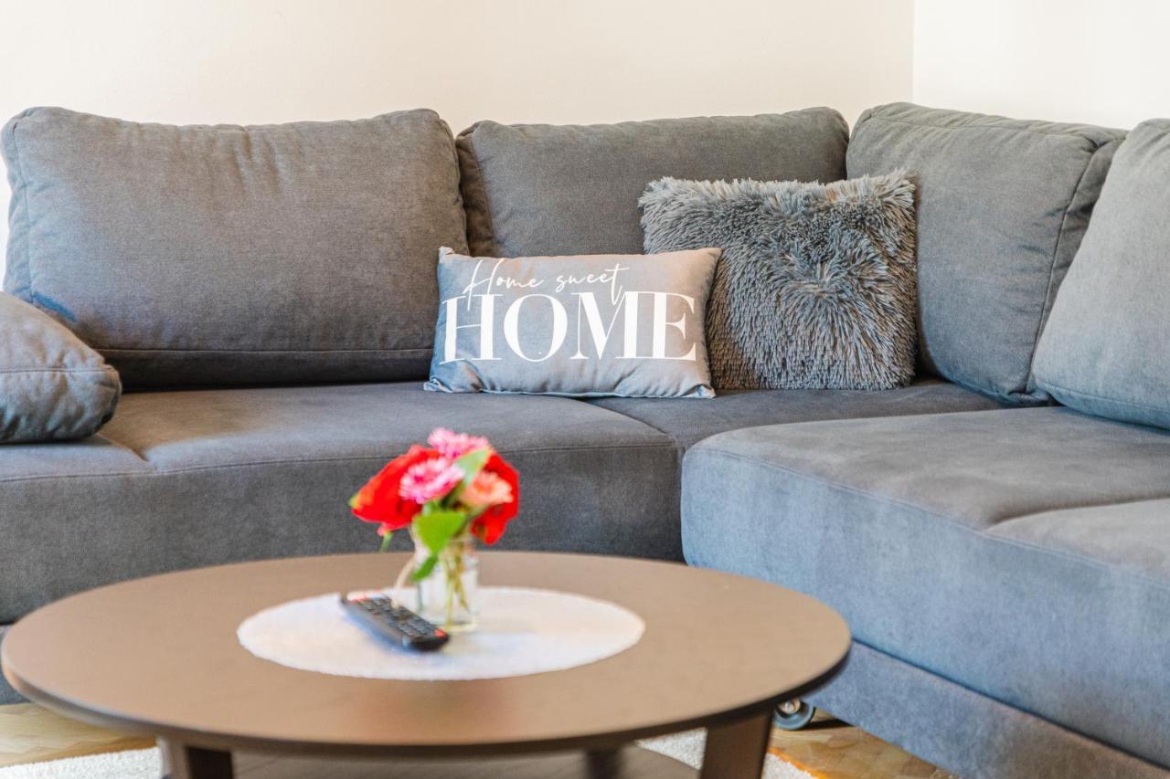 Flexible Selfcheckins 47 - Zagreb - Two Loggia - New - 3 Beedroms - 2 Wc Apartment Екстериор снимка